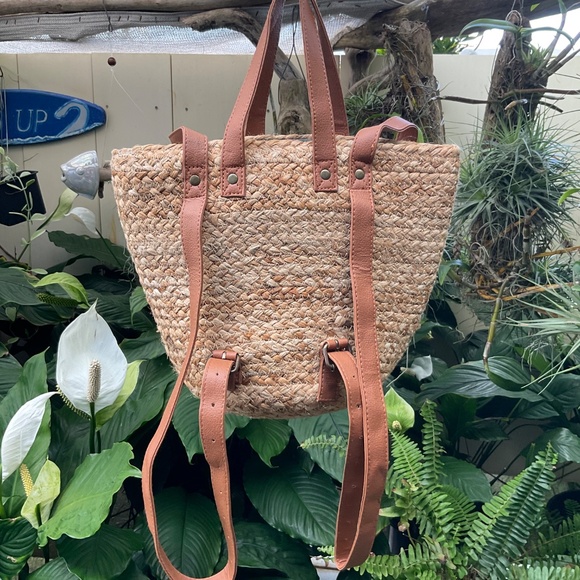 XIX Palms Woven Insulated Backpack NWT - Picture 2 of 7